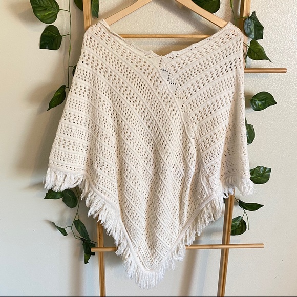 525 AMERICA knitted poncho sweater one size - Picture 8 of 10